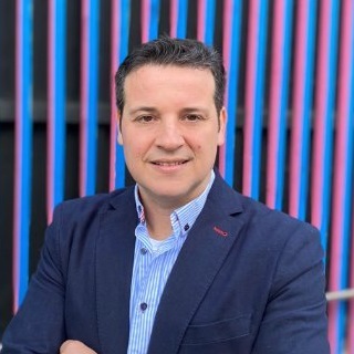 Dr. Juan Bernabé-Moreno
